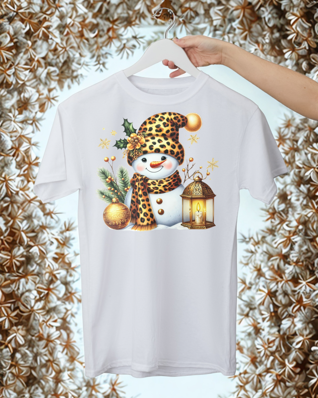 SNOWMAN W/LANTERN