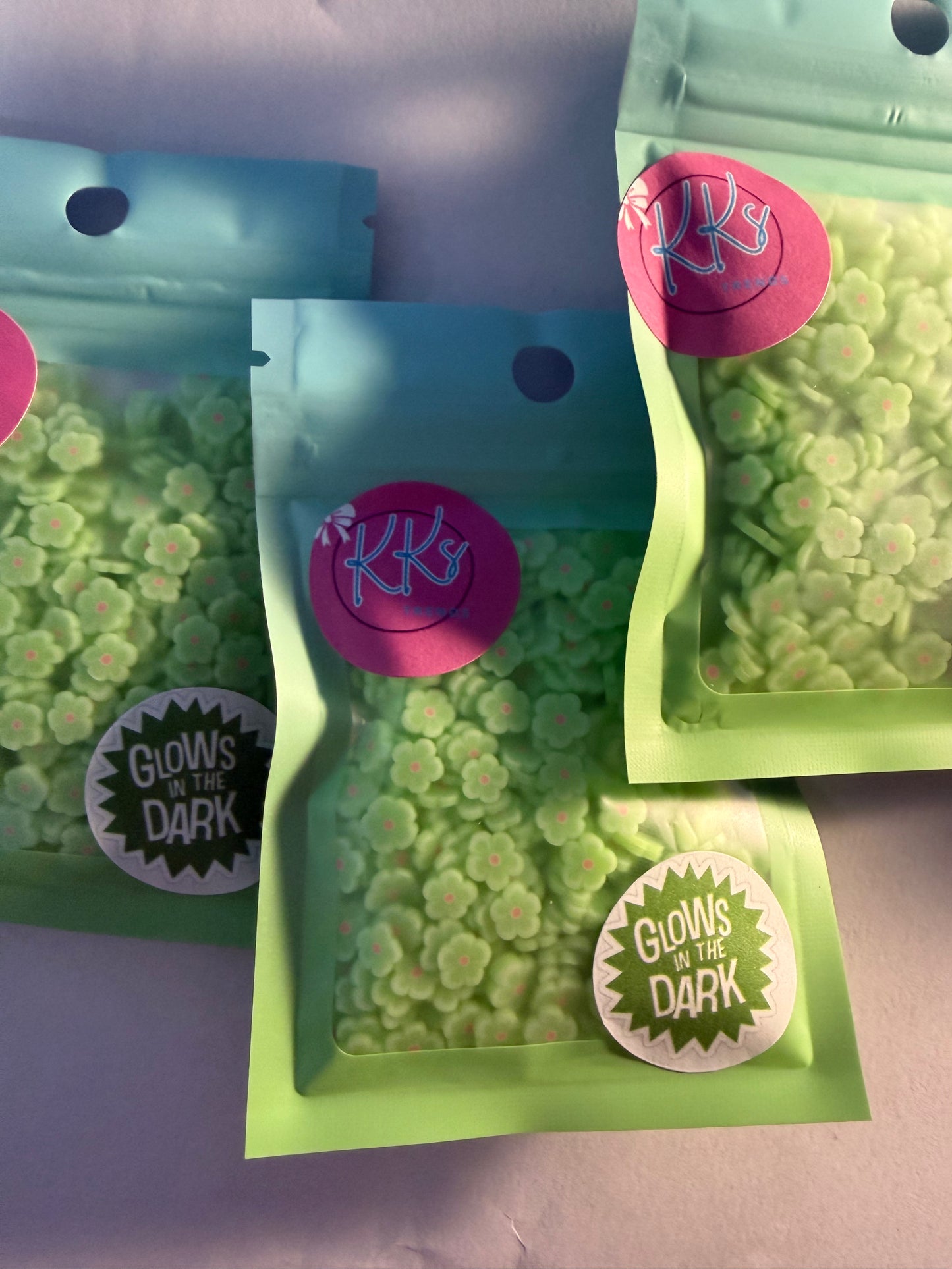 Green Flower-GLOW IN THE DARK