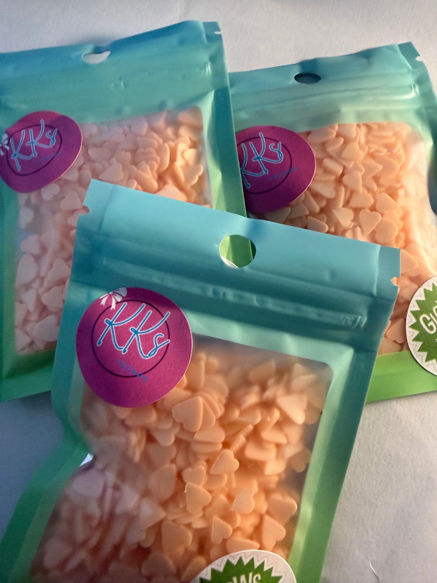 Peach Color Hearts—GLOW IN THE DARK