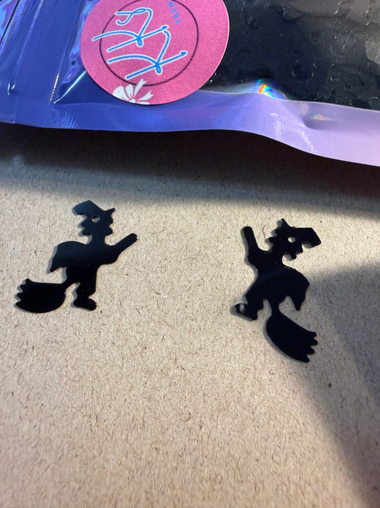 Witches on Broomstick