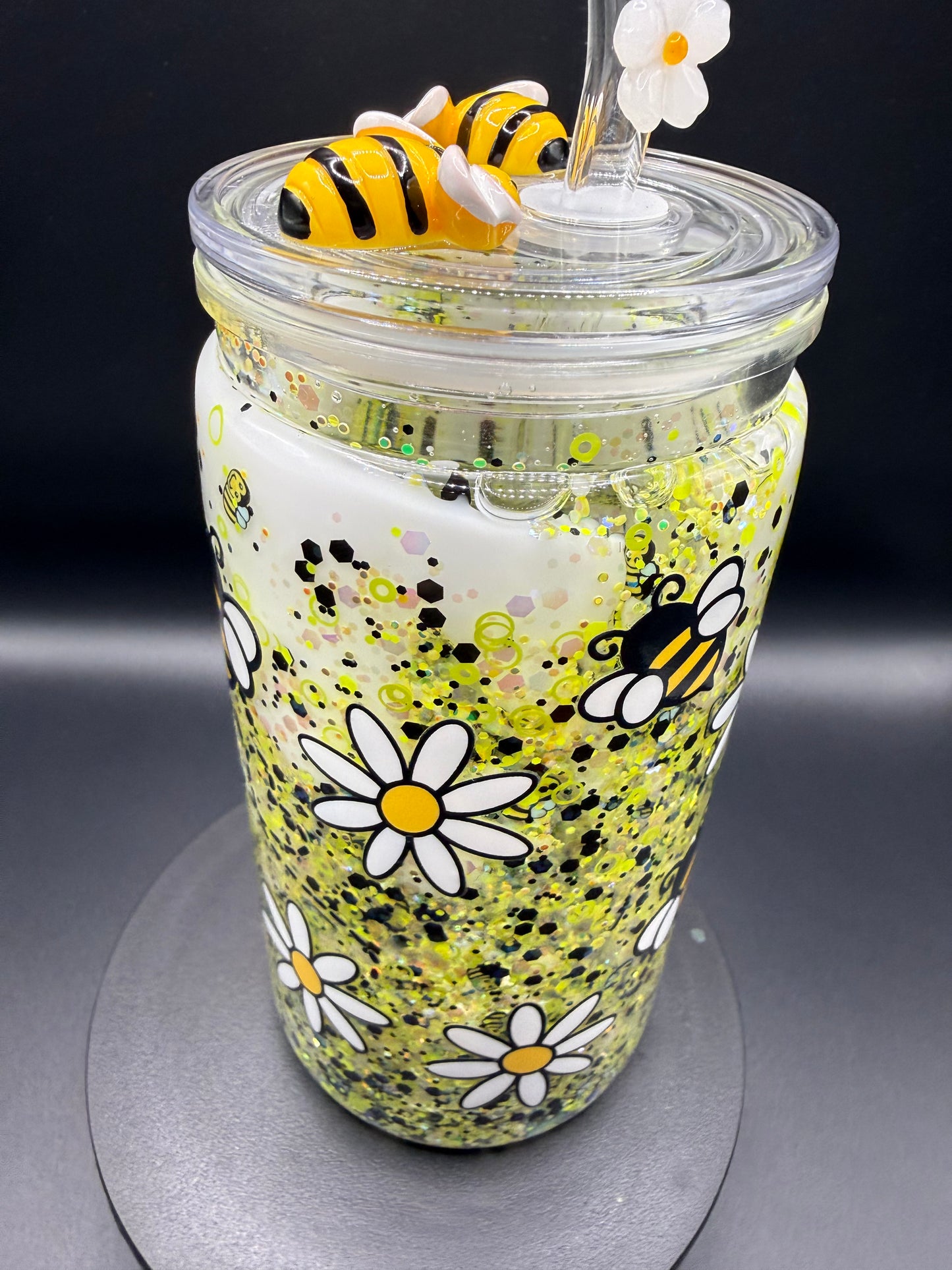 16oz Acrylic Snowglobe 🐝🐝