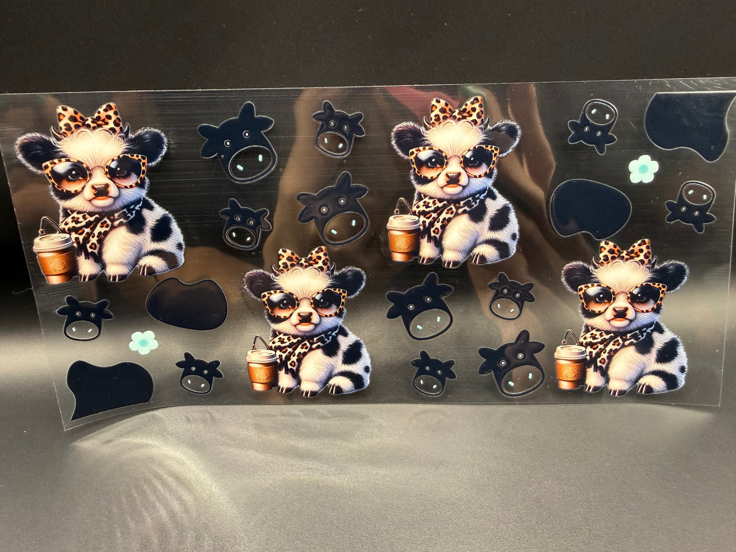 DIVA COWS W/SUNGLASSES