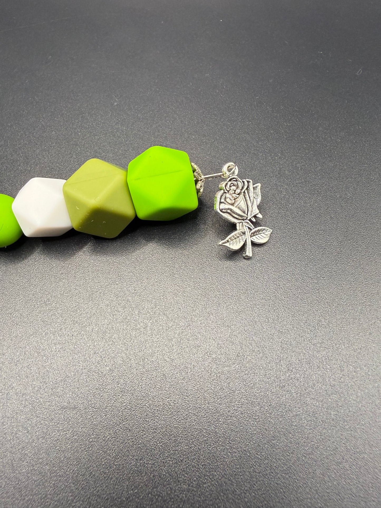 GREEN - 5.5"