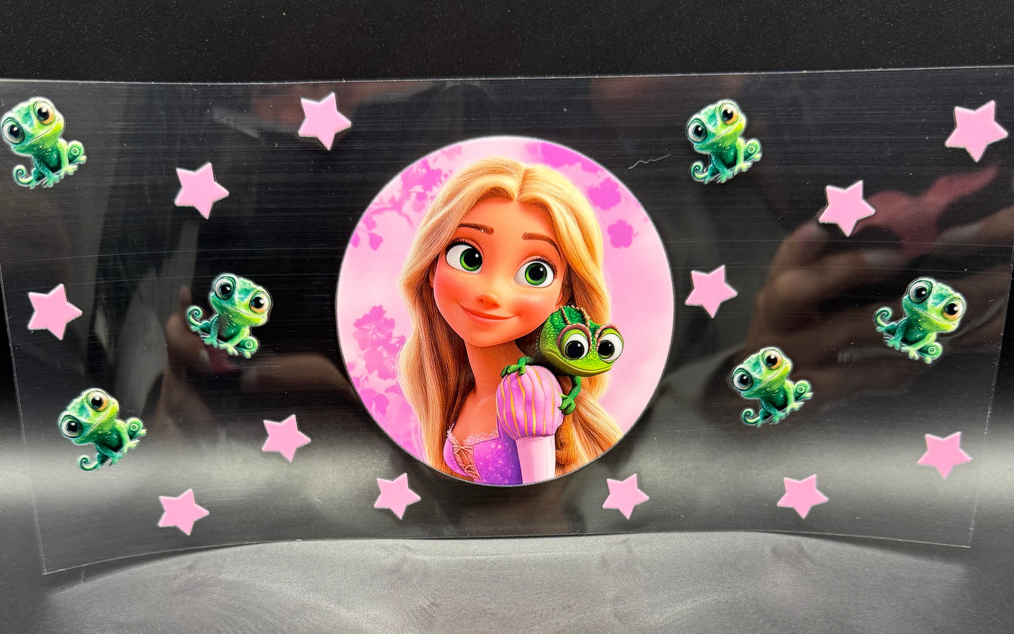 RAPUNZEL & PASCAL